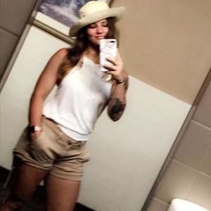 Meet your Posher, Haley